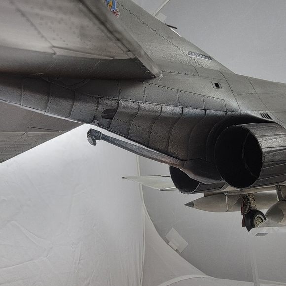 Model F 4 Phantom - Picture 6 of 12